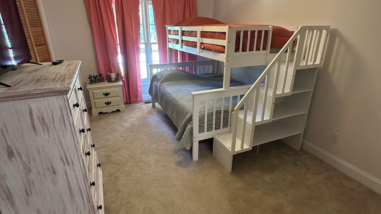Photo of Bedroom in Winder