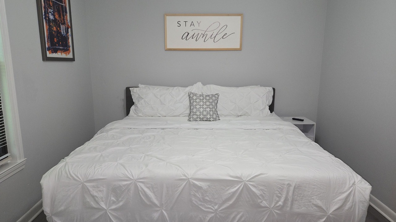 Photo of Bedroom in Forest Park