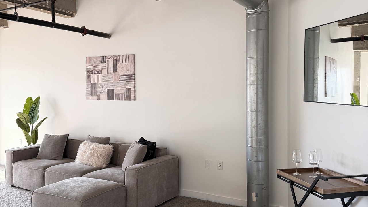 Photo of Livingroom in Atlantic Station Area