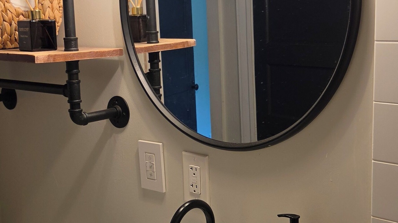 Photo of Bathroom in Washington