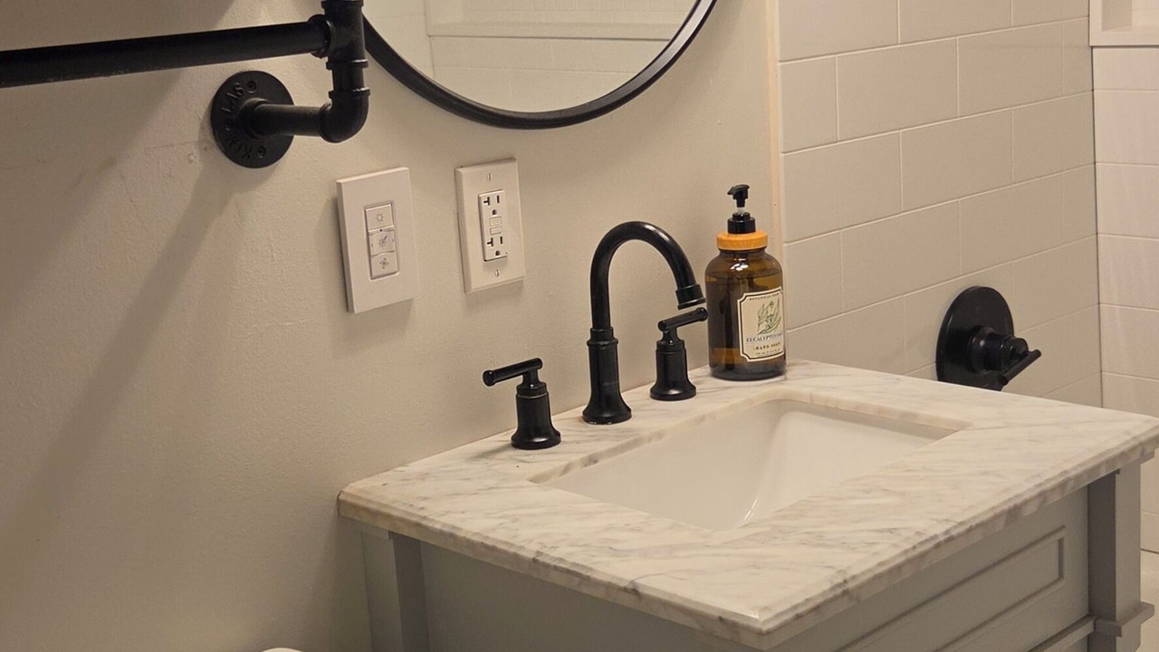 Photo of Bathroom in Washington