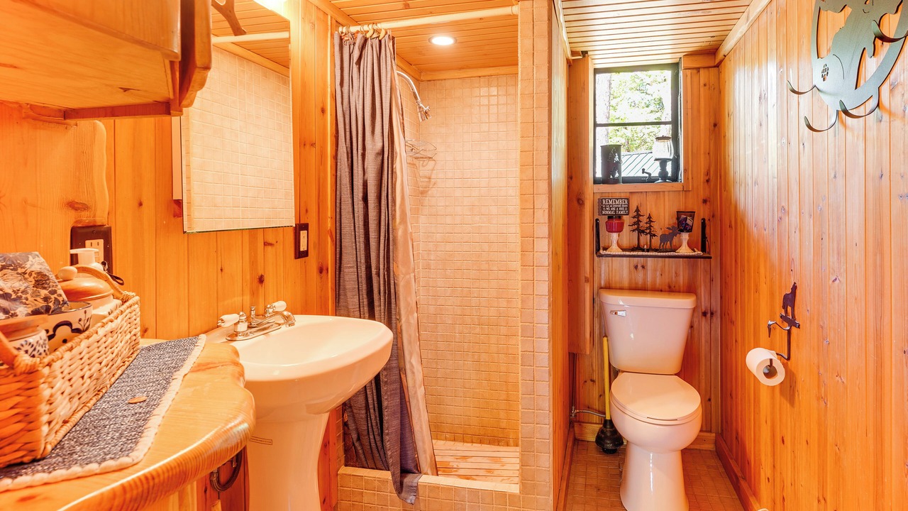 Photo of Bathroom in Baldwin