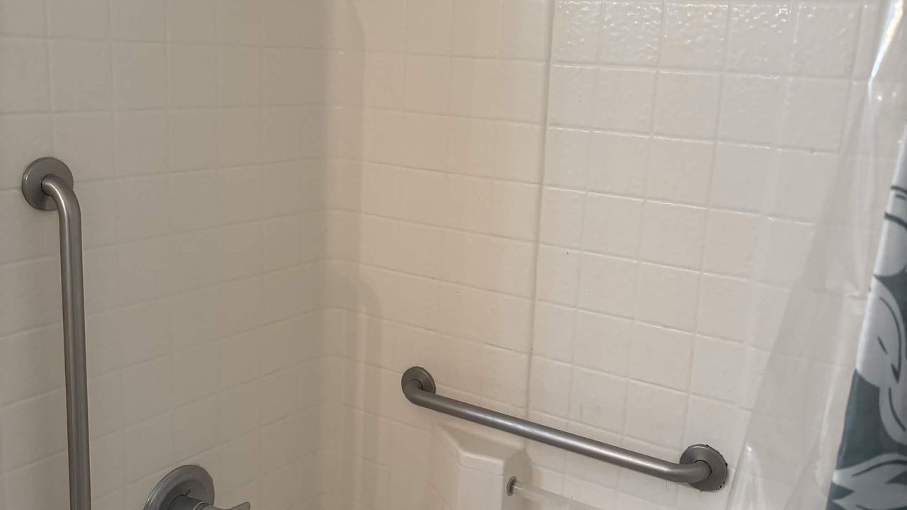 Photo of Bathroom in Oviedo