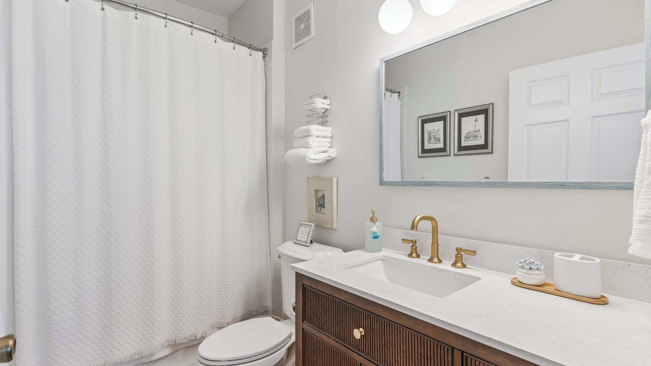 Photo of Bathroom in Saint Simons Heights