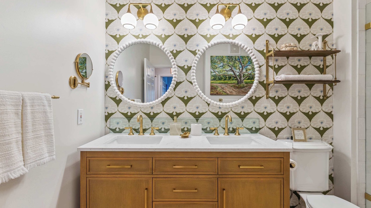 Photo of Bathroom in Saint Simons Heights