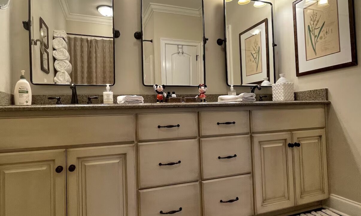 Photo of Bathroom in Troy