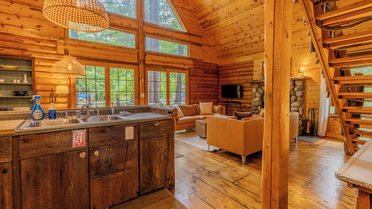 Photo of Livingroom in Elk Rapids