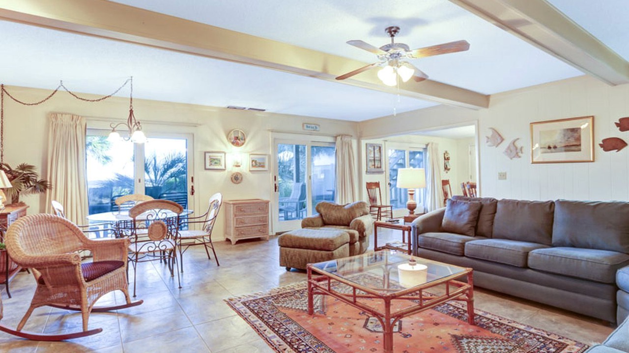 Photo of Livingroom in Fernandina Beach