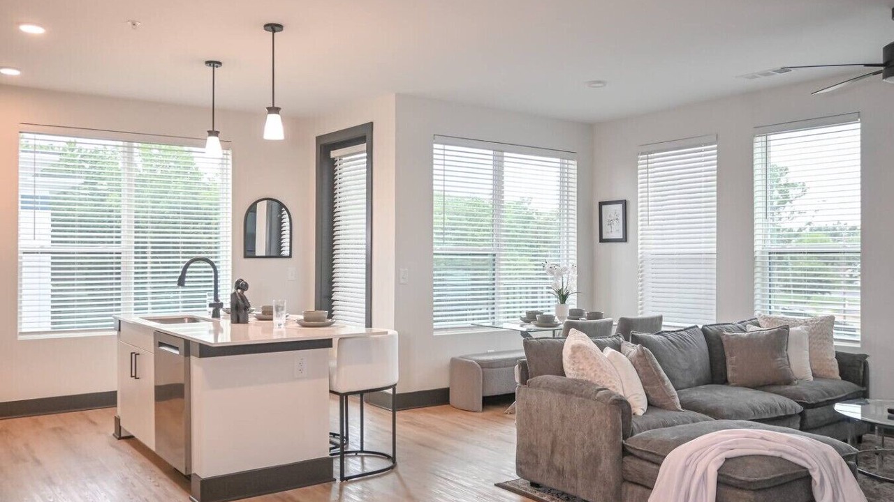 Photo of Livingroom in East Side