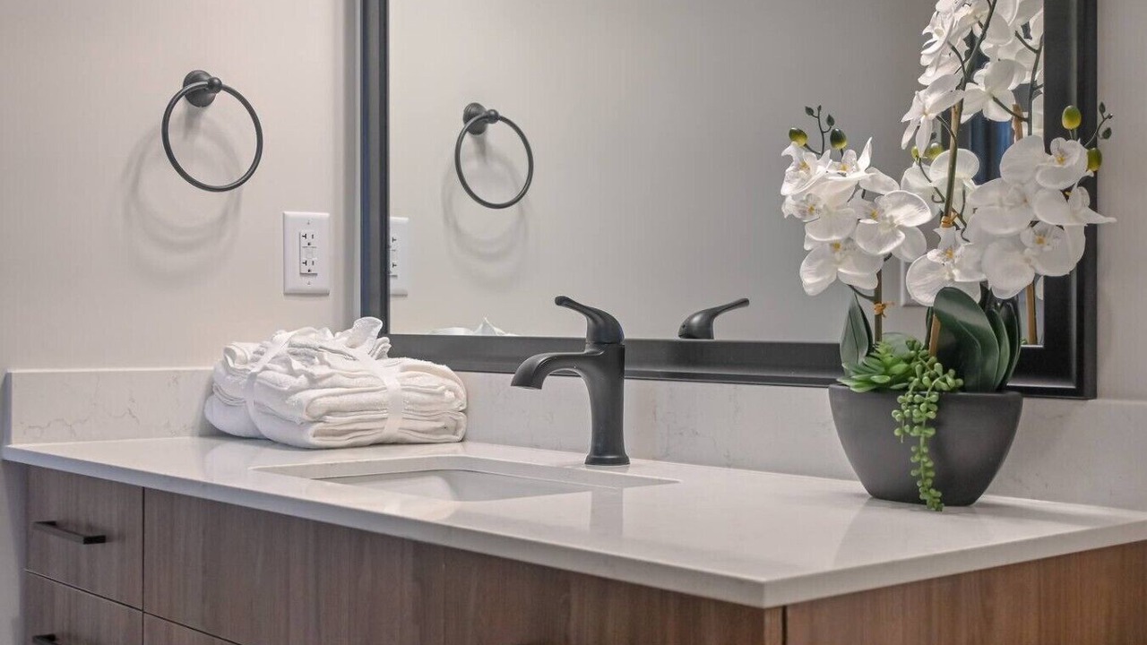 Photo of Bathroom in East Side