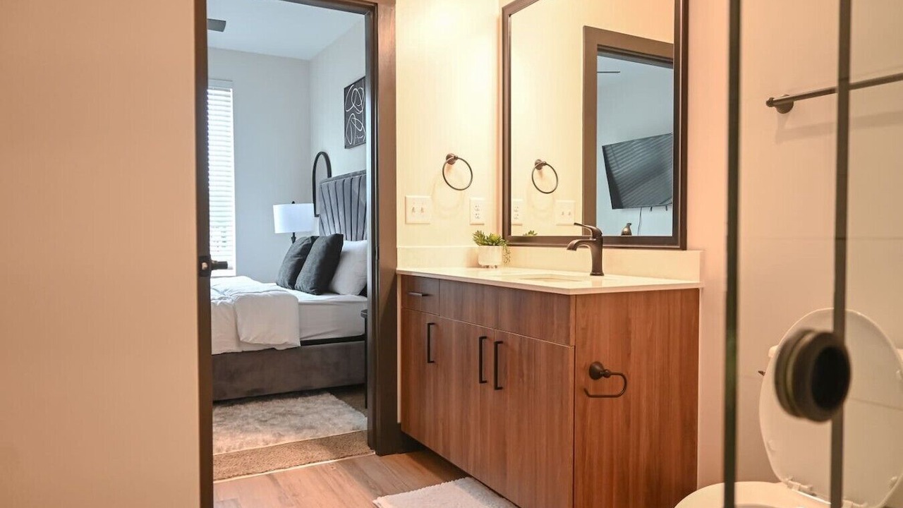 Photo of Bathroom in East Side
