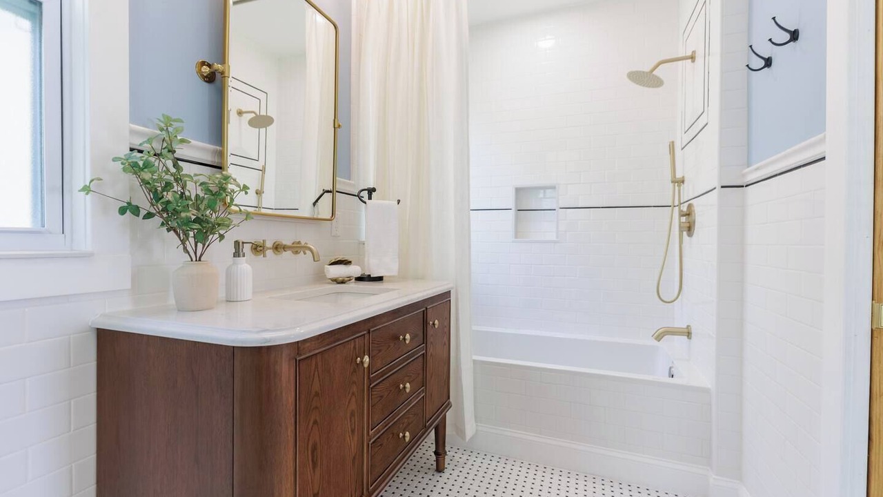 Photo of Bathroom in Valdosta