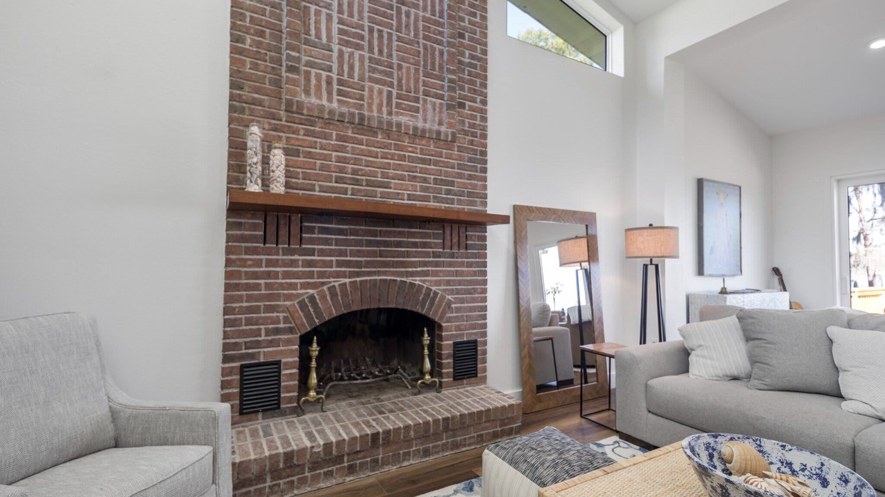 Photo of Livingroom in Melrose