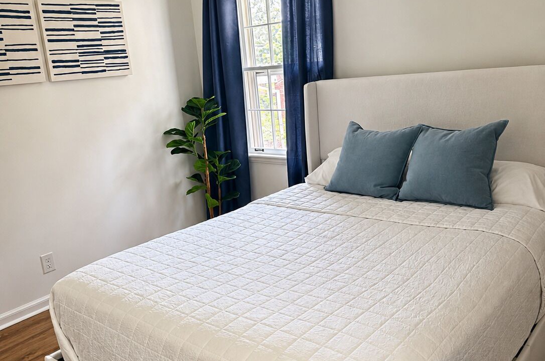 Photo of Bedroom in North Decatur