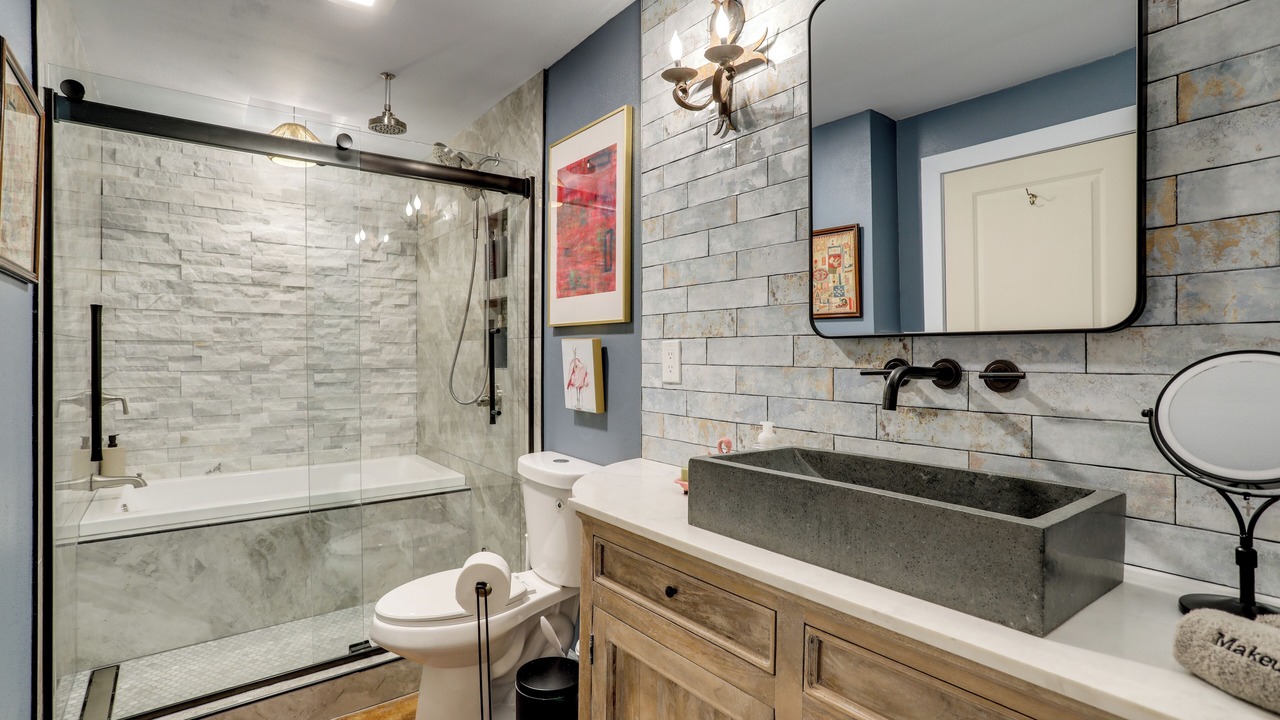 Photo of Bathroom in St. Joseph