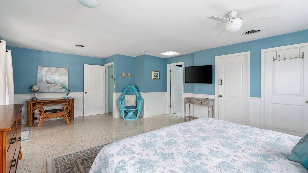 Photo of Bedroom in Beau Rivage Shores