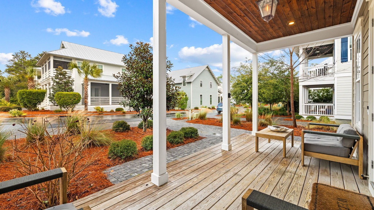 Photo of Patio Balcony in Lakeside at Blue Mountain Beach
