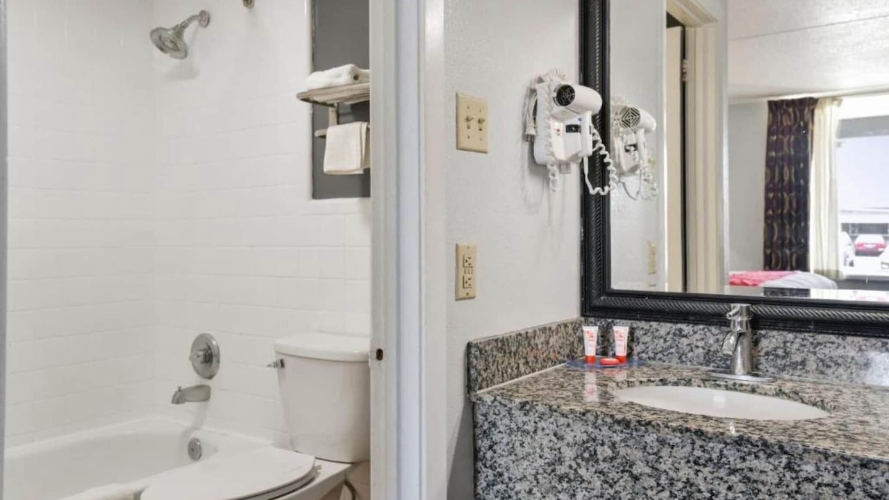 Photo of Bathroom in Lake Park