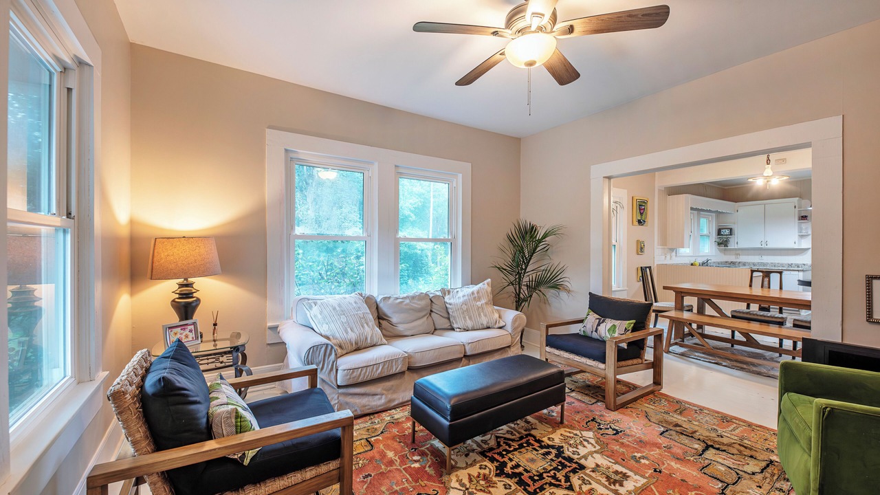 Photo of Livingroom in Alexander City