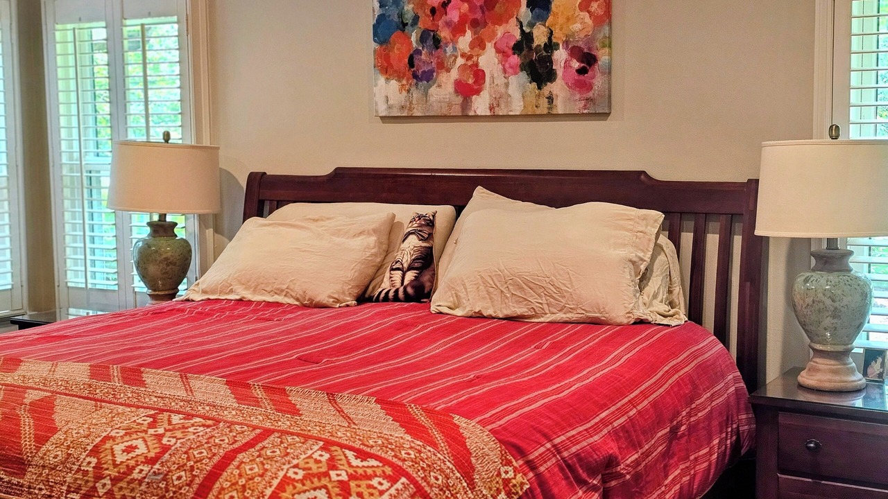 Photo of Bedroom in North Decatur
