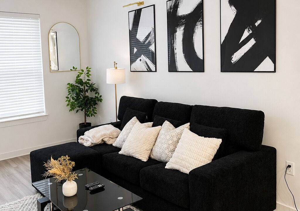 Photo of Livingroom in East Side
