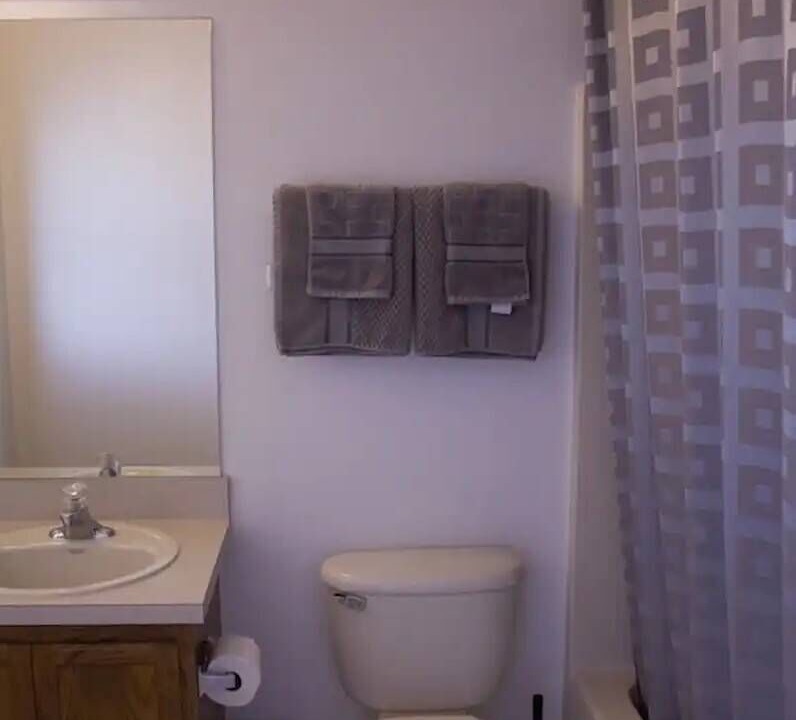 Photo of Bathroom in Sunset Ridge