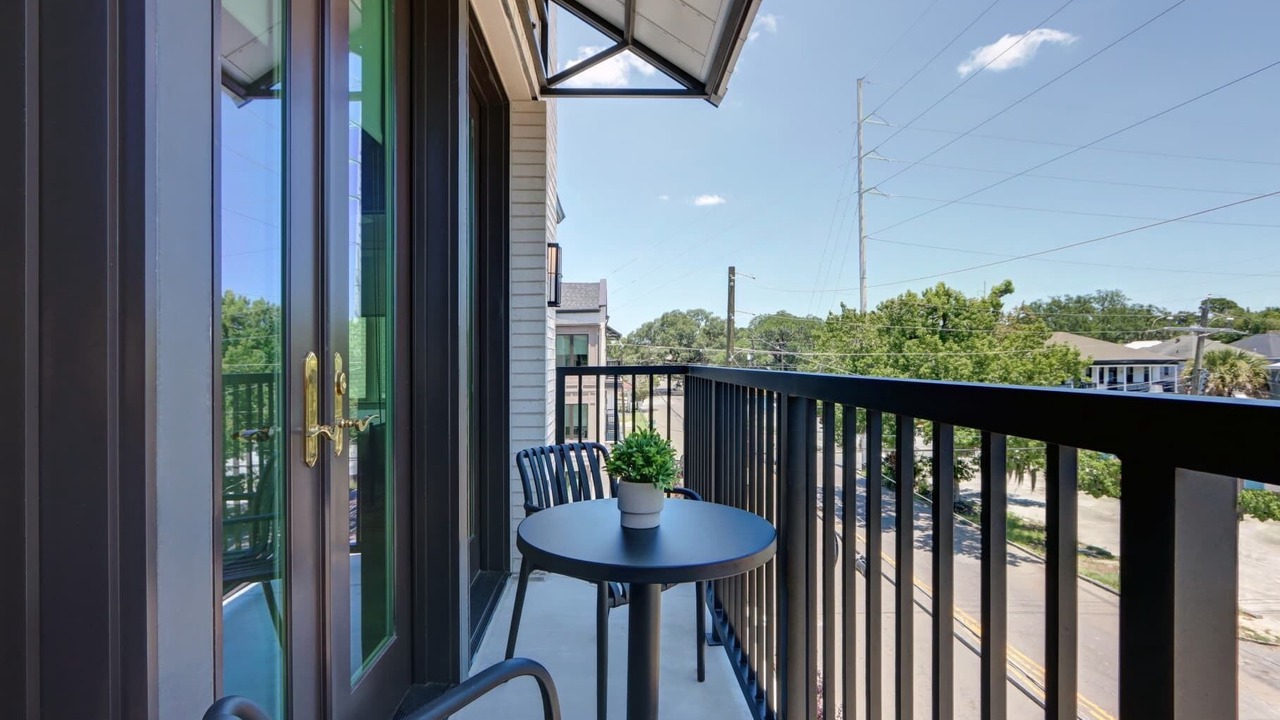 Photo of Outdoor in Metropolitan