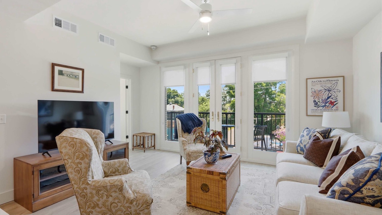 Photo of Livingroom in Metropolitan