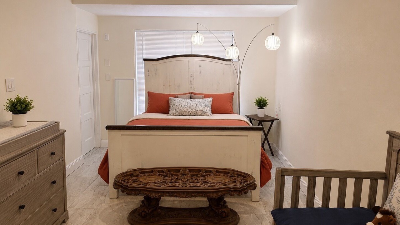 Photo of Bedroom in Mount Plymouth