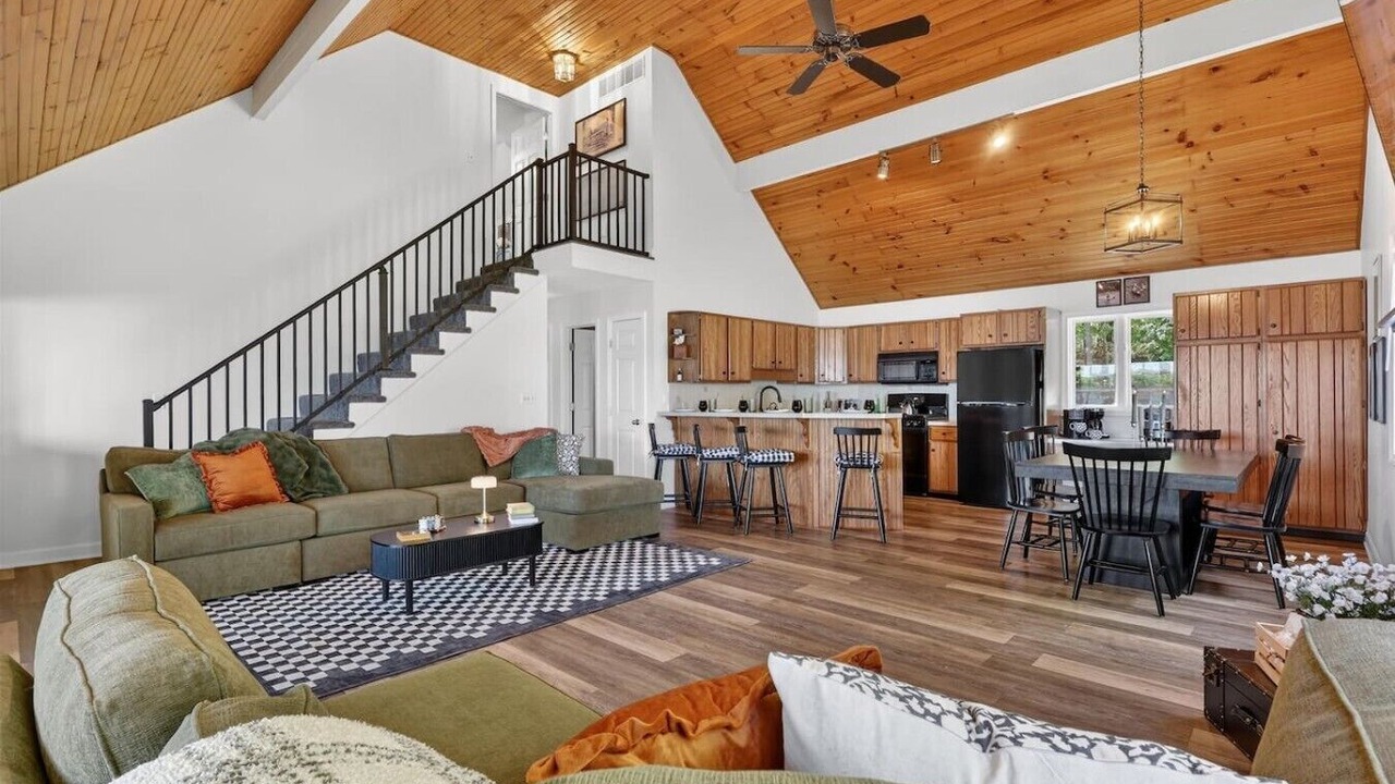 Photo of Livingroom in Fremont
