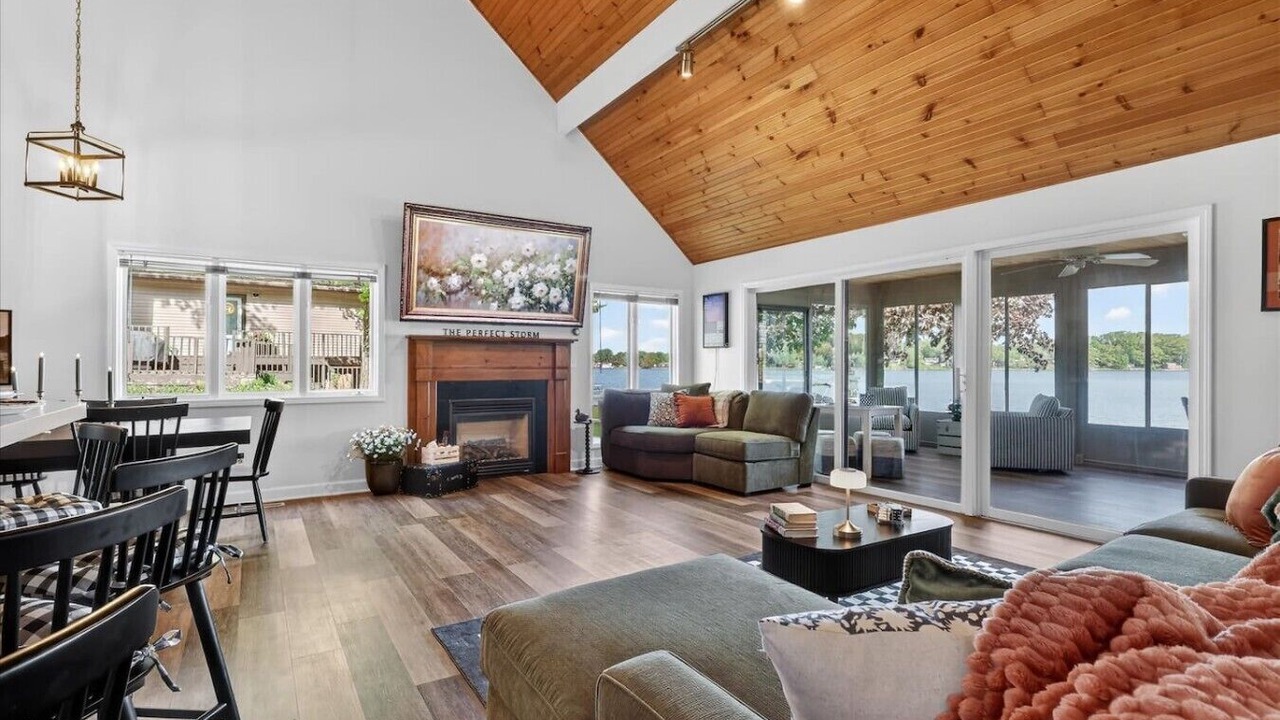 Photo of Livingroom in Fremont