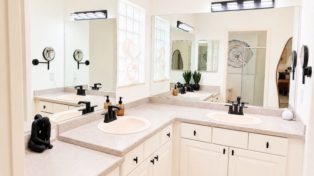 Photo of Bathroom in The Villages