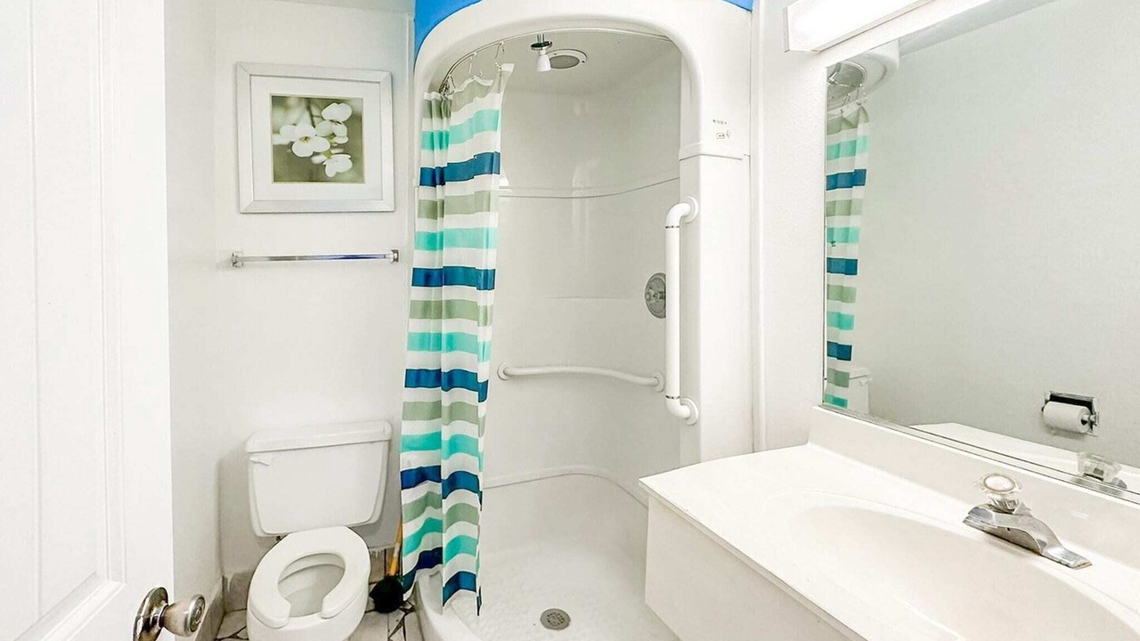 Photo of Bathroom in Albany