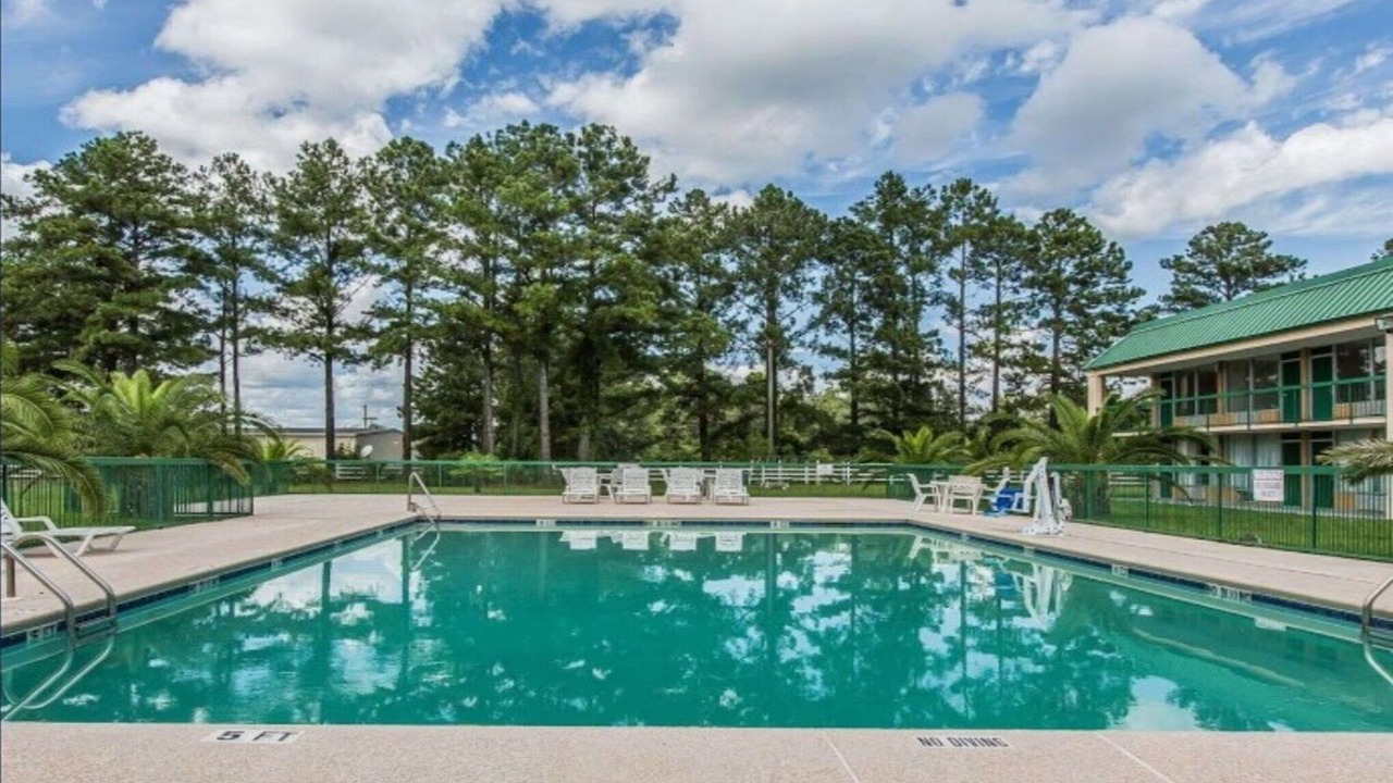 Photo of Outdoor in Douglas