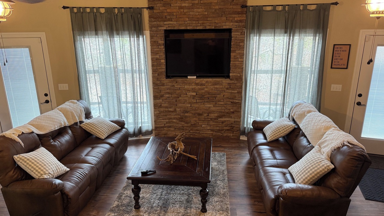 Photo of Livingroom in Wedowee