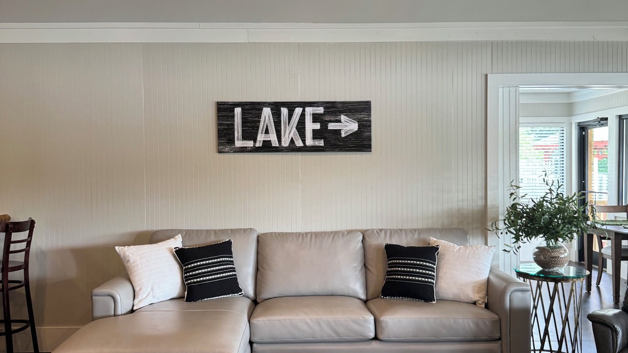 Photo of Livingroom in Alexander City