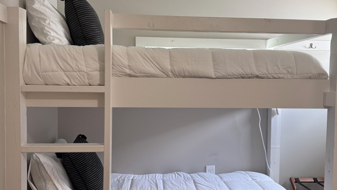 Photo of Bedroom in Alexander City