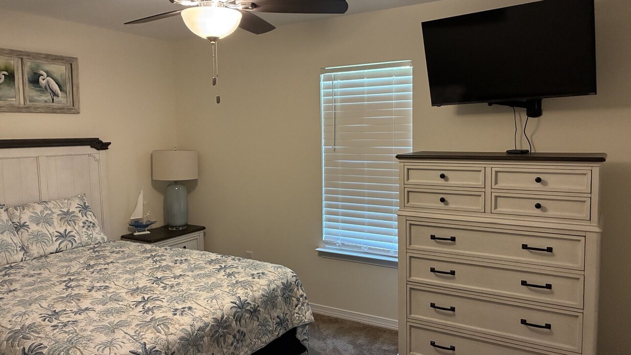 Photo of Bedroom in Ono Island