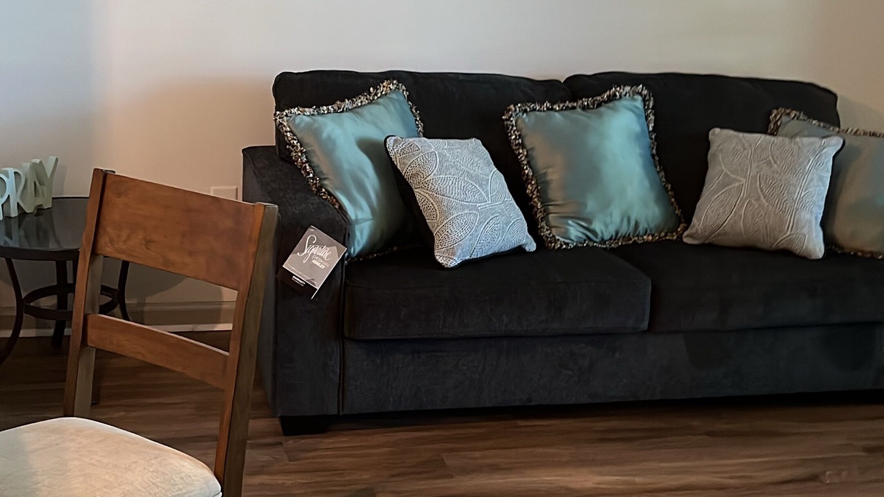 Photo of Livingroom in Westside