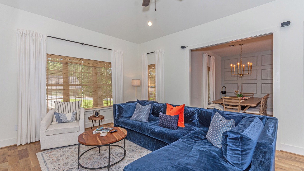 Photo of Livingroom in Tallassee