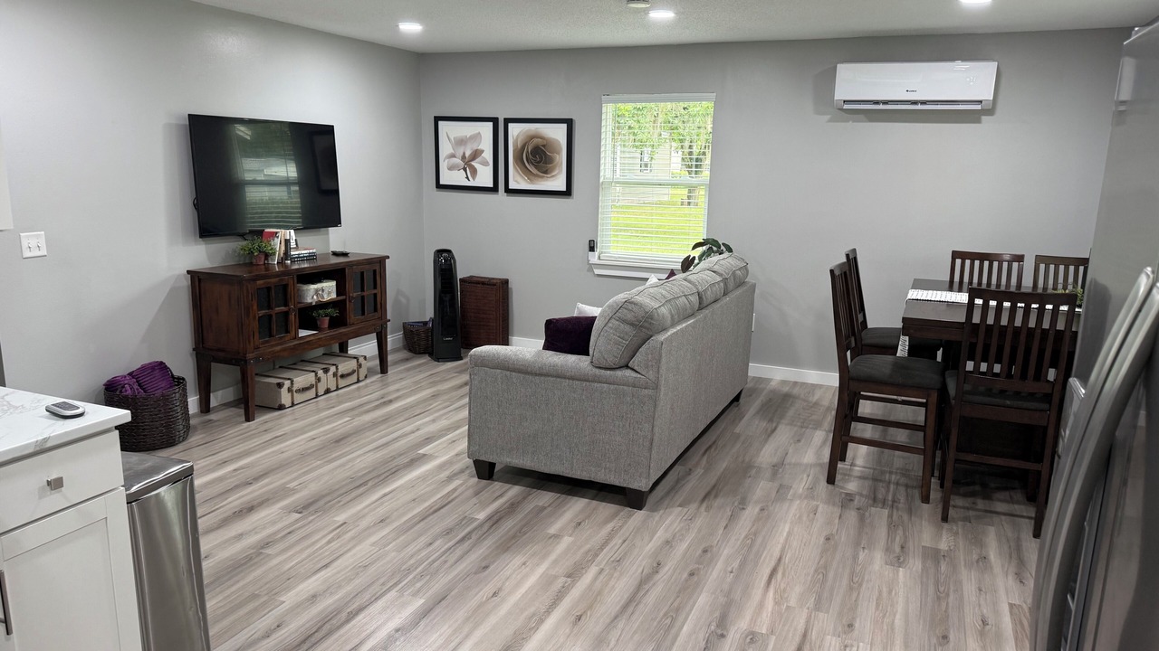 Photo of Livingroom in Watertown