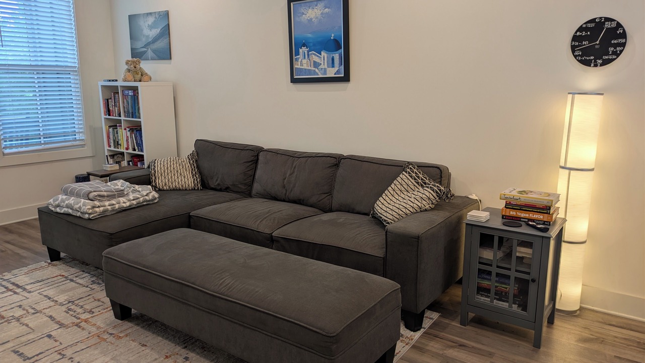 Photo of Livingroom in Westside