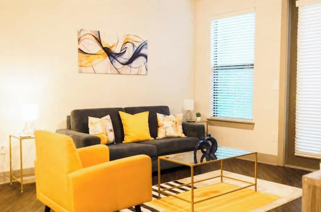 Photo of Livingroom in Westside