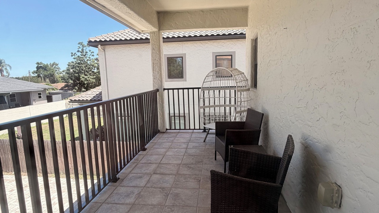 Photo of Patio Balcony in Fairview Shores