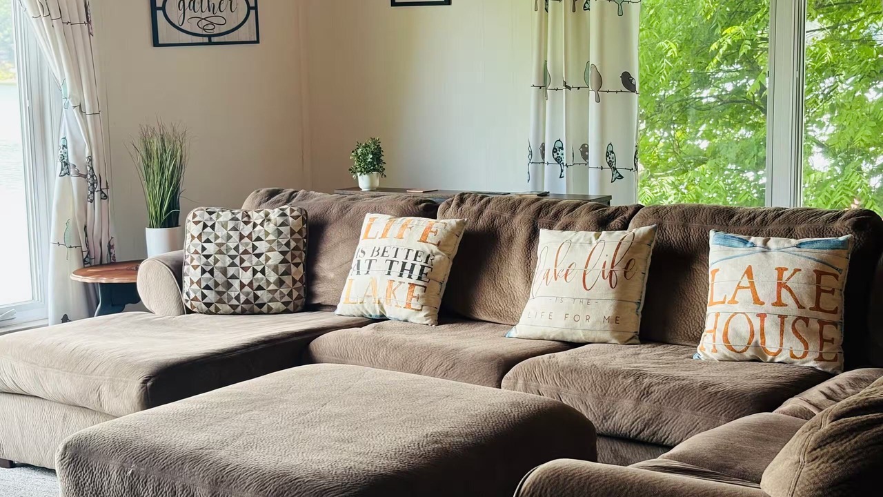 Photo of Livingroom in Harrison