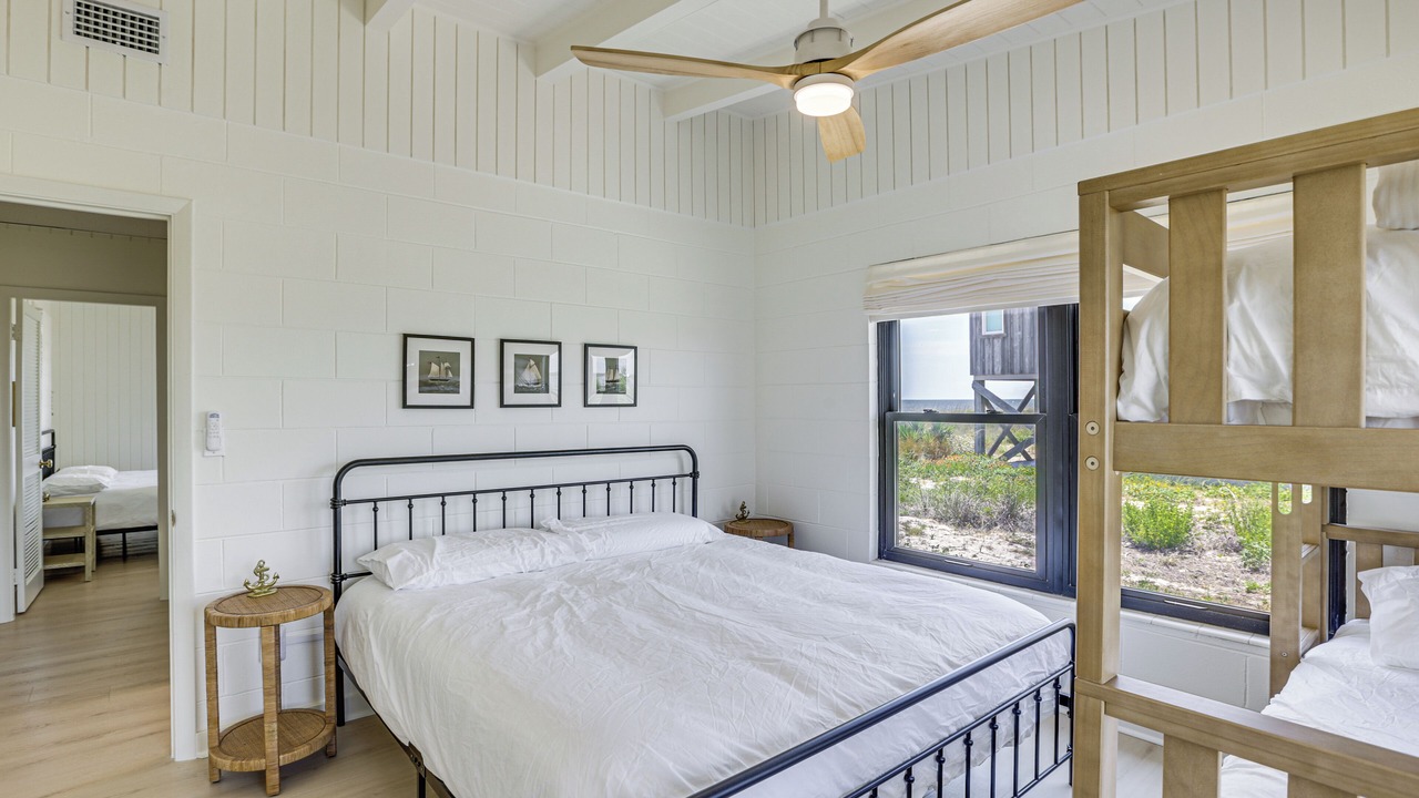 Photo of Bedroom in Alligator Point
