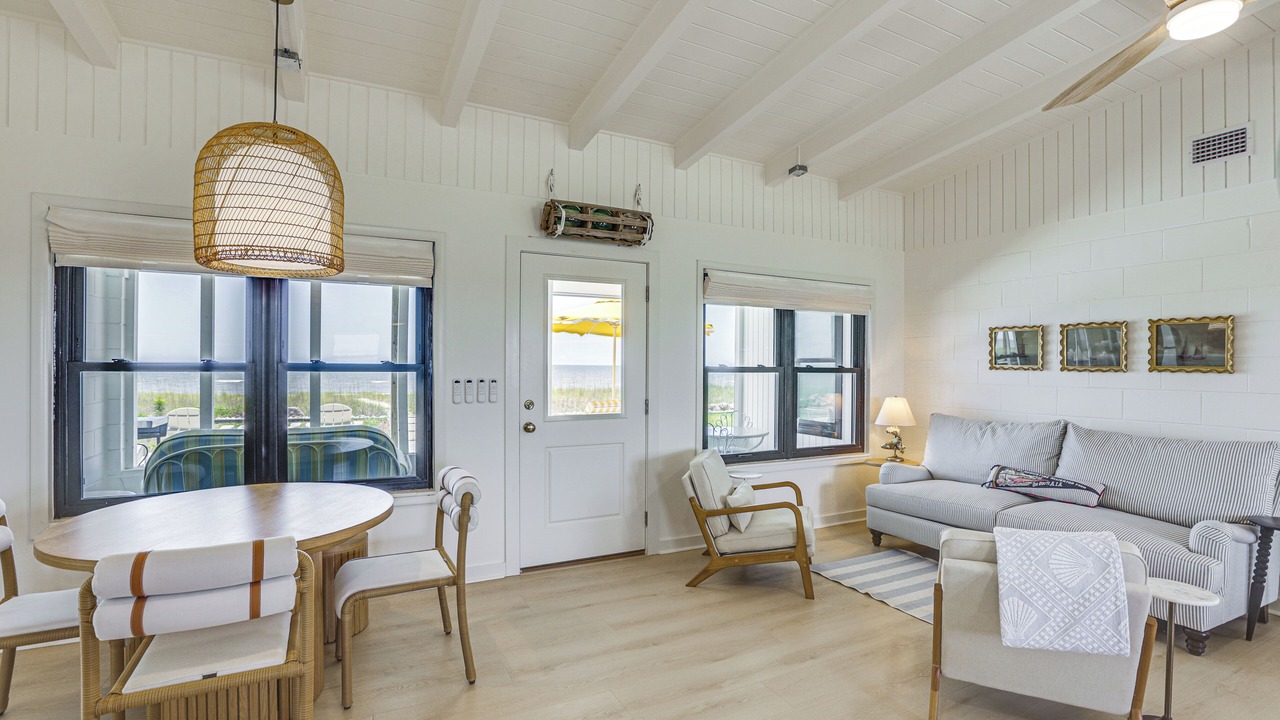 Photo of Livingroom in Alligator Point