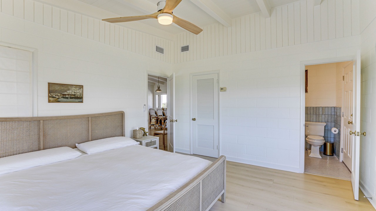 Photo of Bedroom in Alligator Point