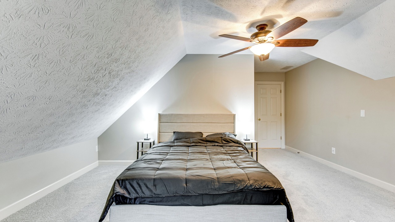 Photo of Bedroom in Northlake