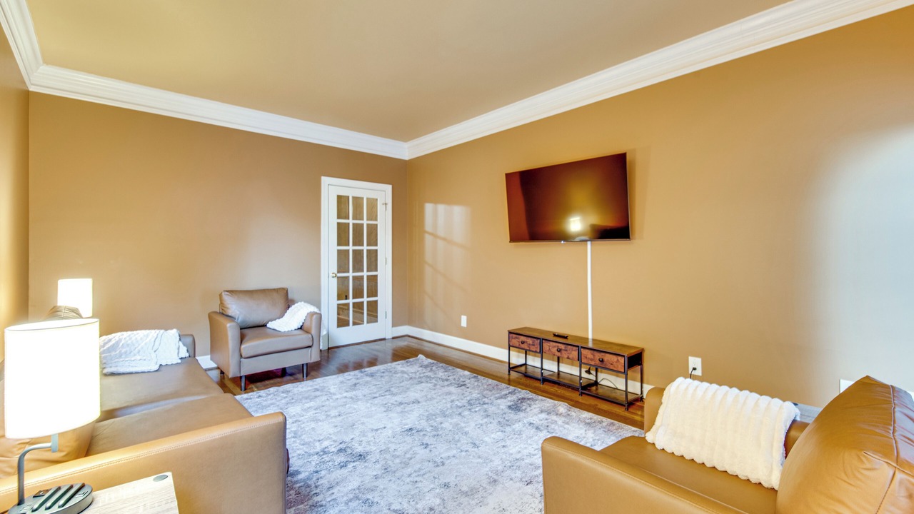 Photo of Bedroom in Northlake